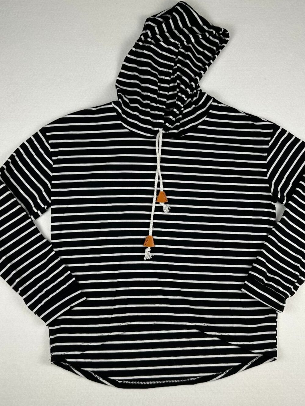 Light Weight Black and White Striped Shirt with Hood Leather Tie Accent Hi Lo, M
